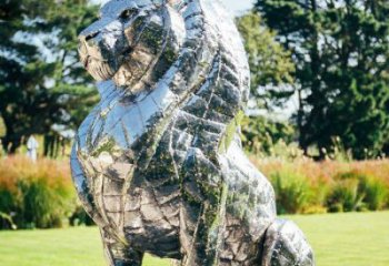獅子雕塑訂做供需，景區(qū)雕塑，鏡面不銹鋼獅子雕塑定價