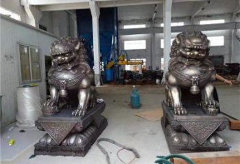 景觀獅子雕塑標(biāo)準(zhǔn)，鑄銅制作，景觀蹲獅雕塑優(yōu)價(jià)
