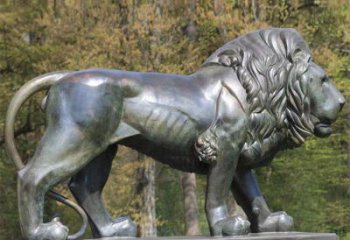 園林獅子雕塑生產(chǎn)，動(dòng)物雕塑，仿真走獅雕塑定制