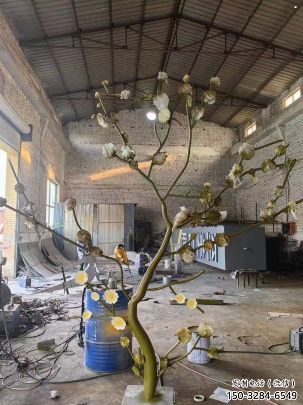 紫丁香雕塑訂做，戶(hù)外雕塑，不銹鋼紫丁香雕塑供給