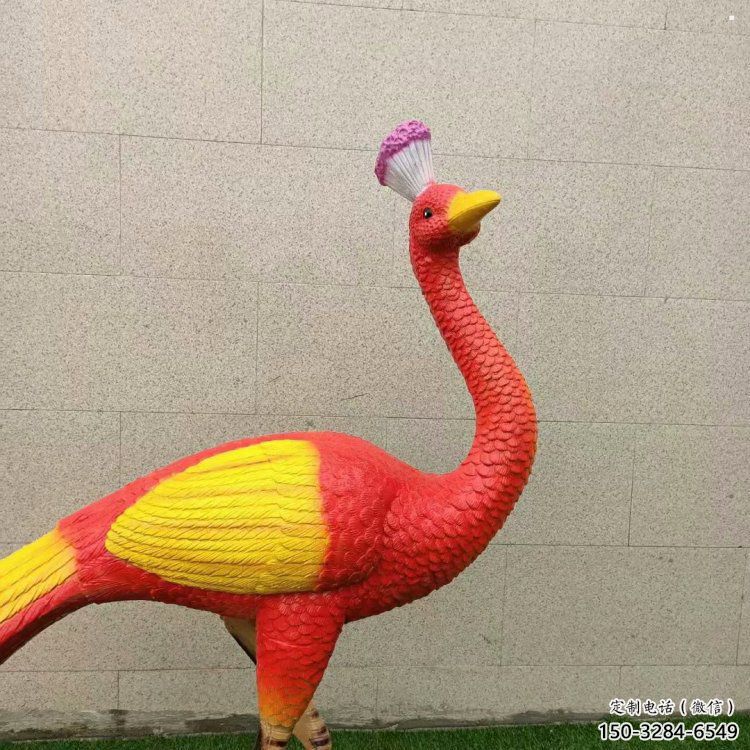 彩繪孔雀雕塑預(yù)定，小區(qū)擺件，仿真孔雀雕塑廠家精品?