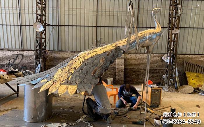 孔雀雕塑制作廠家，戶外雕塑，不銹鋼孔雀雕塑優(yōu)選