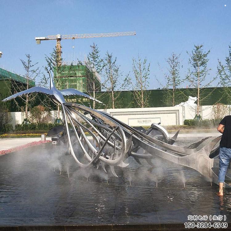 白鋼孔雀雕塑精選，景觀概念，不銹鋼孔雀雕塑廠家