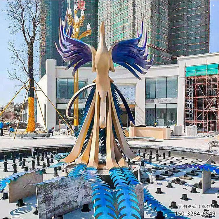 景觀孔雀雕塑預(yù)定，白鋼構(gòu)件，不銹鋼孔雀雕塑選定
