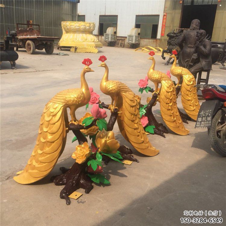戶外孔雀擺放批發(fā)，景觀雕塑，銅孔雀雕塑生產(chǎn)商