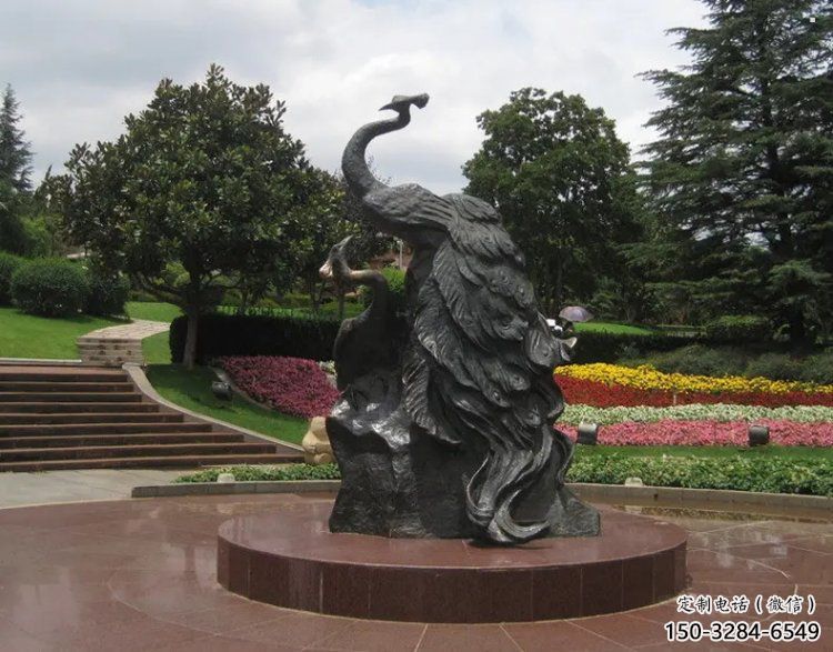 孔雀雕塑定制，地標雕塑，銅孔雀雕塑生產(chǎn)商