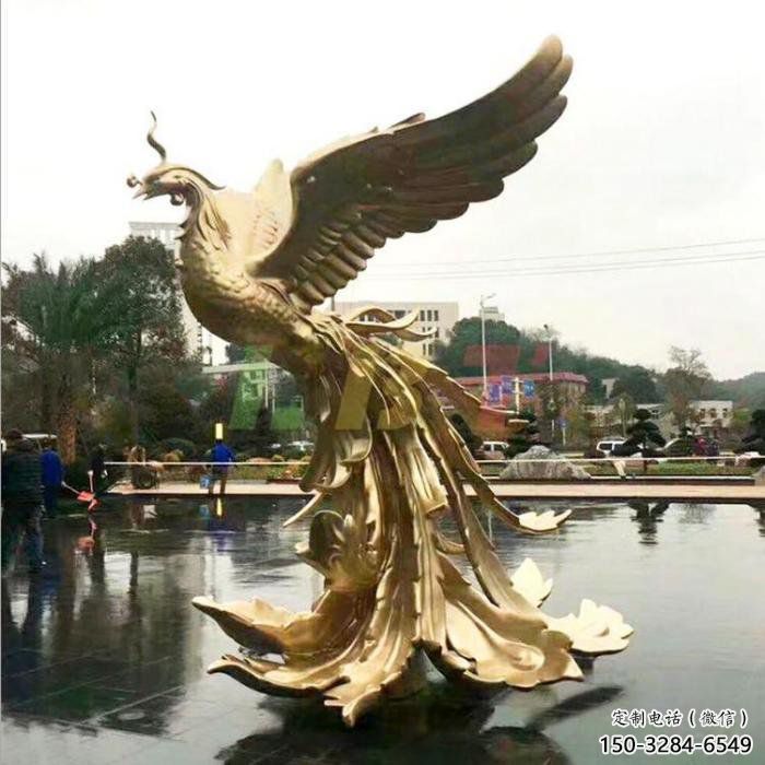 孔雀雕塑選用，圓雕系列，現(xiàn)代銅孔雀雕塑優(yōu)價