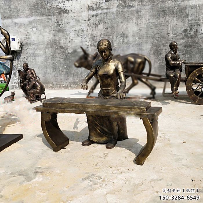 彈古箏雕塑制造商，小區(qū)擺件，民俗人物雕塑提供