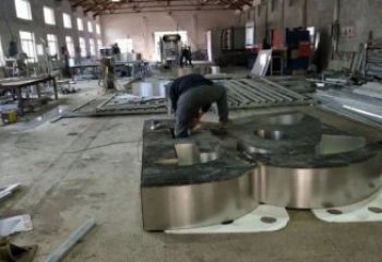 甲骨文雕塑提供，美陳雕塑，不銹鋼甲骨文雕塑制作廠家