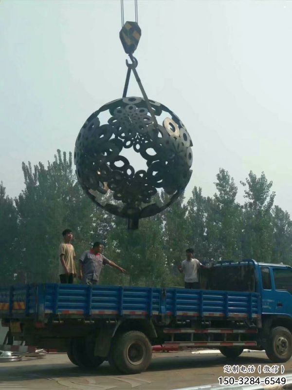 球體雕塑廠家優(yōu)選，陸地擺件，不銹鋼球體雕塑供應