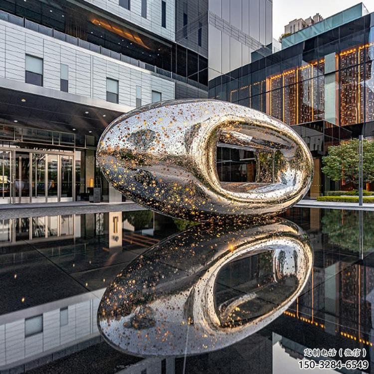 鏤空球雕塑服務(wù)商，白鋼構(gòu)件，抽象異形鏤空球雕塑定價
