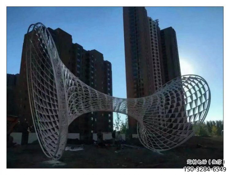 花瓶雕塑制造，歐式風(fēng)格，鏤空花瓶雕塑廠家供給