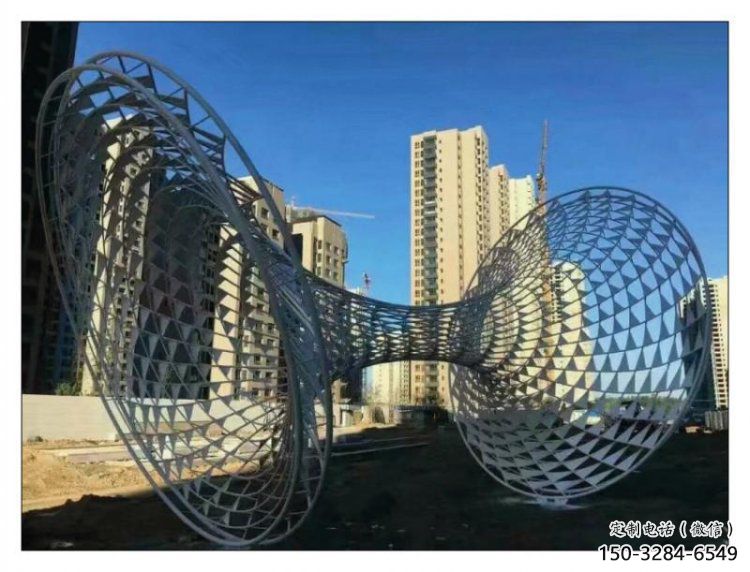 建筑花瓶雕塑制造商，城區(qū)小品，鏤空花瓶雕塑制作廠家