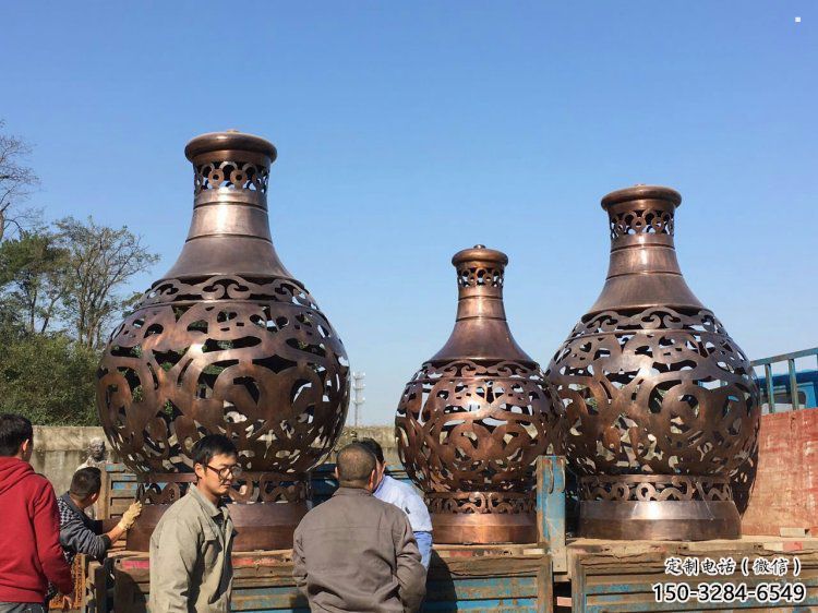 銅花瓶雕塑精選，戶外雕塑，景觀銅花瓶雕塑優(yōu)價