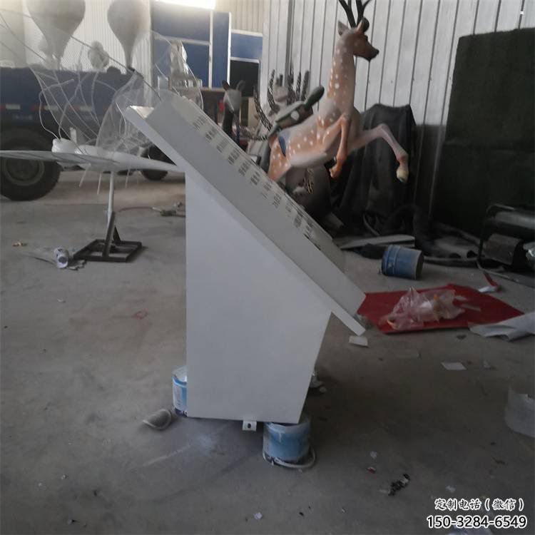 書籍雕塑承接，城市裝飾，大型玻璃鋼書籍雕塑公司