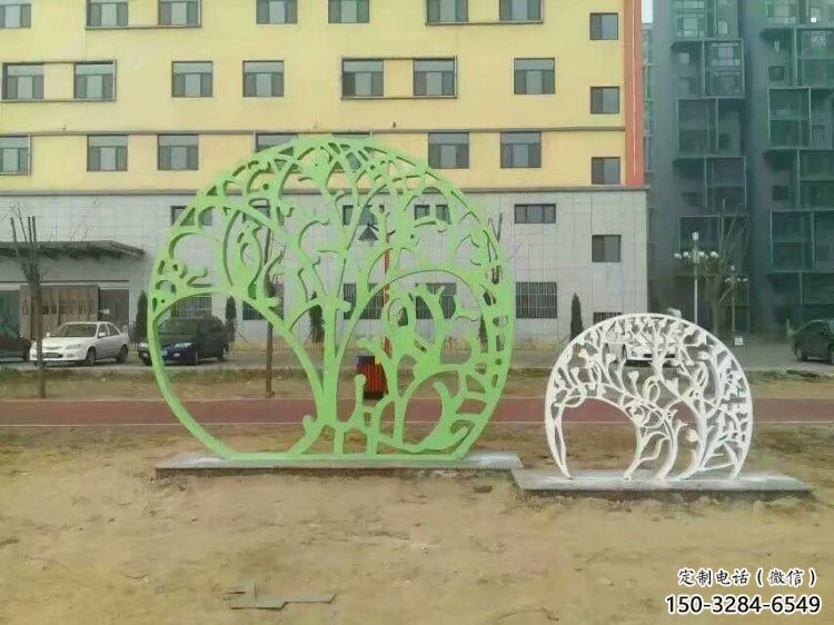 鏤空樹雕塑選定，美陳雕塑，現(xiàn)代鏤空剪紙樹雕塑優(yōu)選