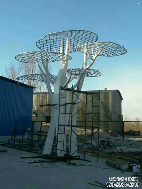 蘑菇樹(shù)雕塑制作，景區(qū)雕塑，城市鏤空蘑菇樹(shù)雕塑提供
