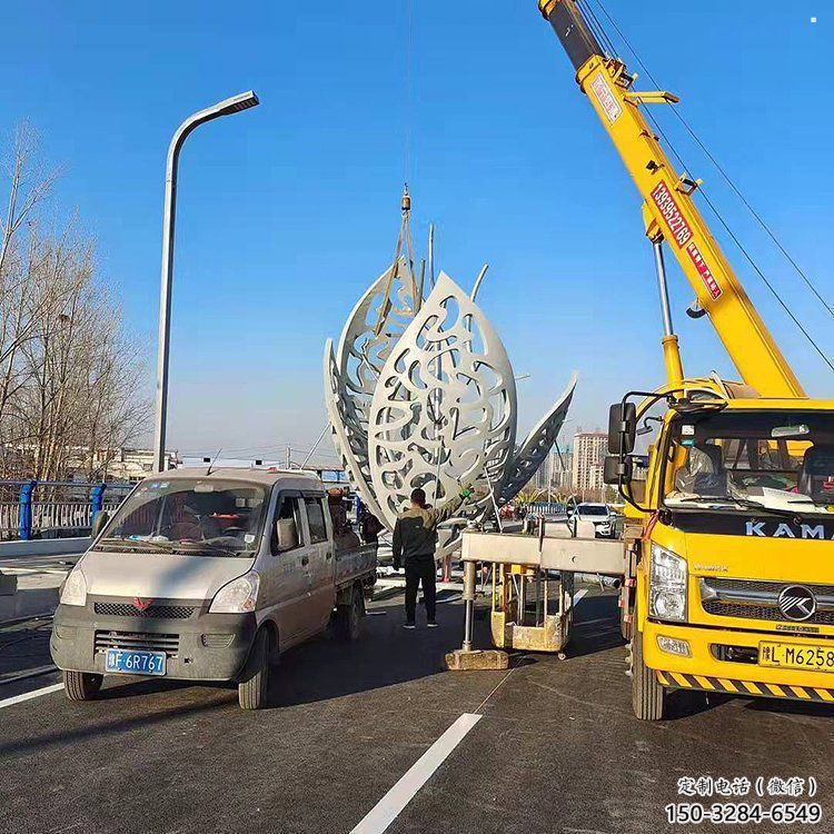 仿真樹葉雕塑優(yōu)選，城市裝飾，彩繪仿真樹葉雕塑訂做