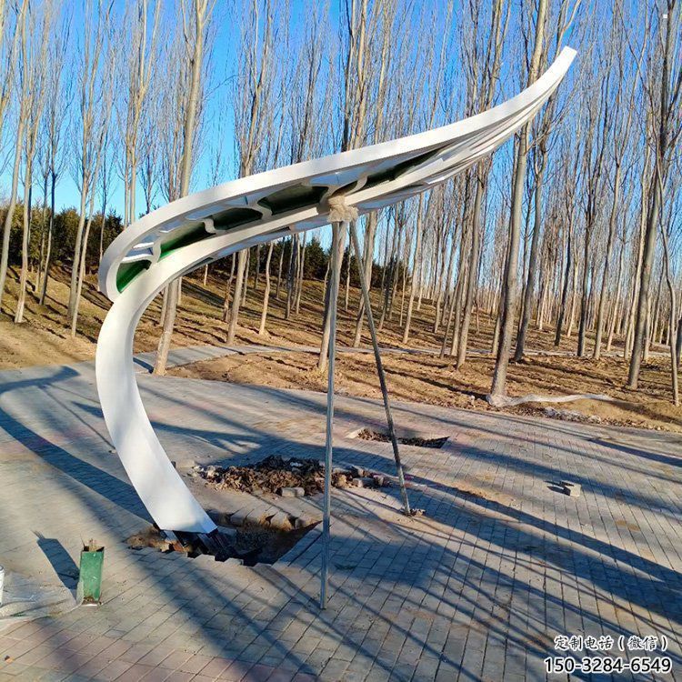 樹葉雕塑優(yōu)選，陸地擺件，彩繪仿真樹葉雕塑供給