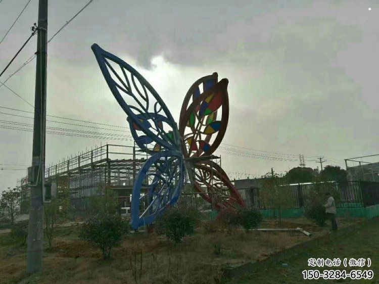 燈光樹葉雕塑供應(yīng)，多彩藝術(shù)，別墅燈光樹葉雕塑廠家