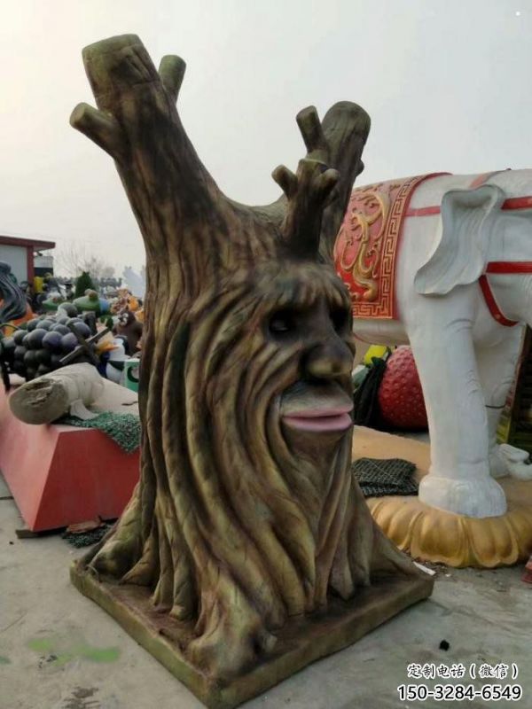 仿真樹雕塑優(yōu)選，小區(qū)擺件，玻璃鋼仿真樹雕塑生產(chǎn)商