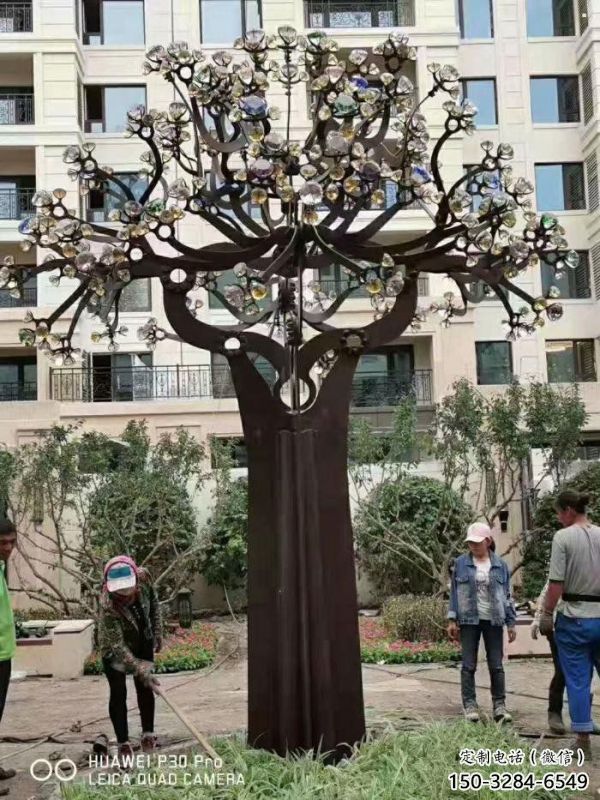 風(fēng)鈴樹雕塑服務(wù)商，街景小品，不銹鋼風(fēng)鈴樹雕塑服務(wù)商