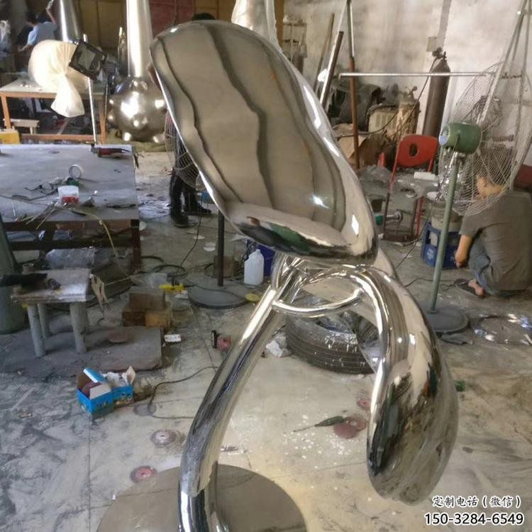 四葉草雕塑承接，城市裝飾，不銹鋼四葉草雕塑廠家