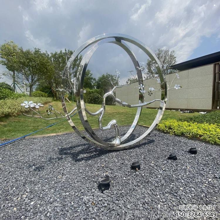 圓環(huán)樹雕塑廠家，標(biāo)識雕塑，不銹鋼圓環(huán)樹雕塑定制