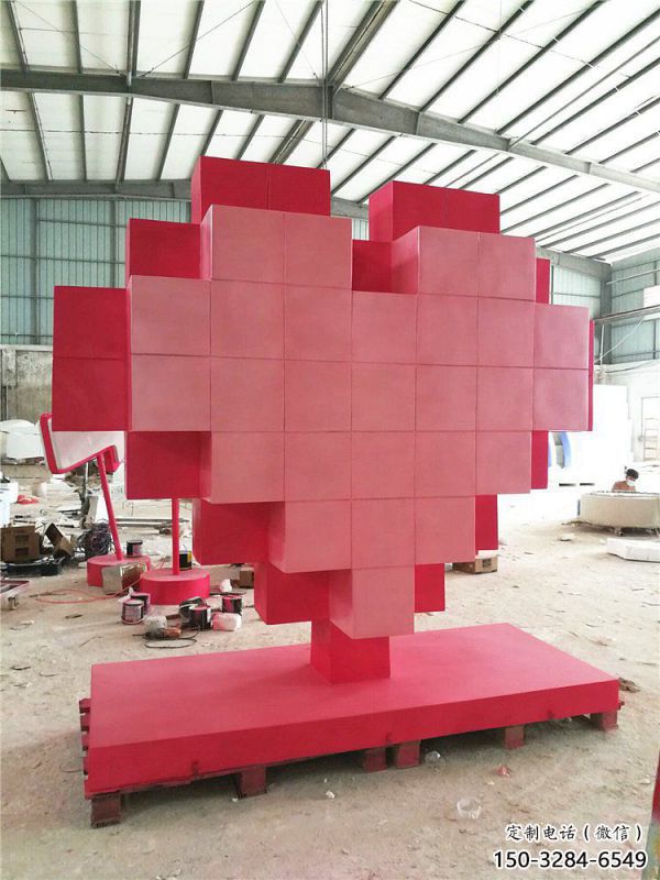 愛(ài)心雕塑訂做供需，景區(qū)雕塑，烤漆不銹鋼愛(ài)心雕塑廠家