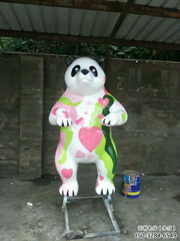 熊貓雕塑常用，景觀概念，彩繪熊貓雕塑廠家展品