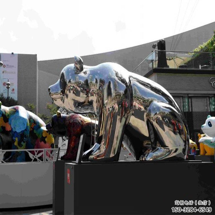 廣場熊貓雕塑供求，露天雕塑，鏡面不銹鋼熊貓雕塑標(biāo)準(zhǔn)