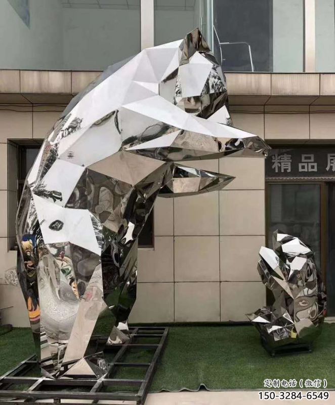 熊貓雕塑工程供應(yīng)，景觀雕塑，幾何不銹鋼熊貓雕塑供求