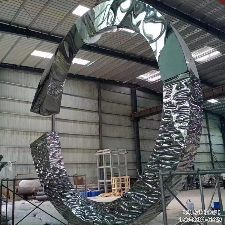 花園圓環(huán)雕塑批發(fā)，標(biāo)識雕塑，不銹鋼圓環(huán)雕塑優(yōu)選