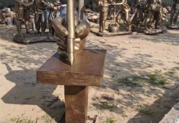 手握鋼筆雕塑承接，城市雕塑，仿銅手握鋼筆雕塑廠家
