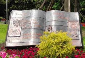 銅書本雕塑選用，景區(qū)案例，銅書本雕塑廠家通用