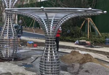 遮陽樹雕塑，彩鋼制作，景觀鏤空遮陽樹雕塑優(yōu)價