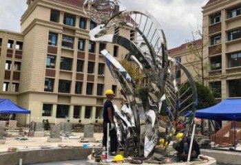 鏡面樹葉雕塑點(diǎn)擊，陸地?cái)[件，不銹鋼鏡面樹葉雕塑預(yù)定