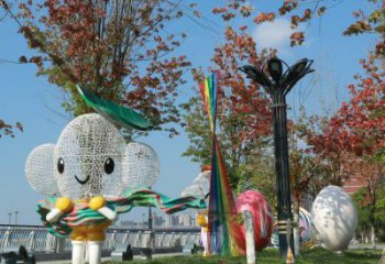 戶外鏤空卡通雕塑供應，花園小品，鐵藝卡通雕塑展品