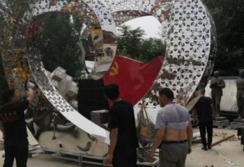 心形雕塑定做，城區(qū)小品，景觀鏡面心形雕塑定價(jià)