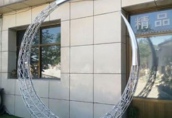 圓環(huán)雕塑制造商，小區(qū)擺件，白鋼鏤空?qǐng)A環(huán)雕塑提供
