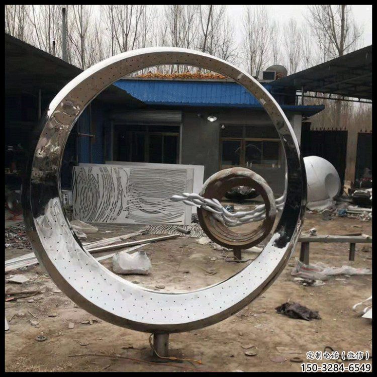 月牙雕塑定價(jià)，街頭雕塑，烤漆鏤空月牙雕塑定價(jià)