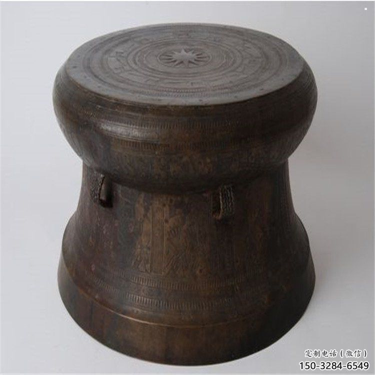 銅鼓雕塑專供，景區(qū)雕塑，城市銅鼓雕塑提供