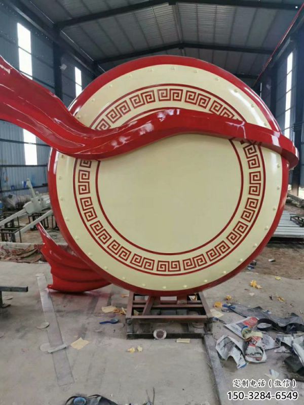 幾何戰(zhàn)鼓雕塑