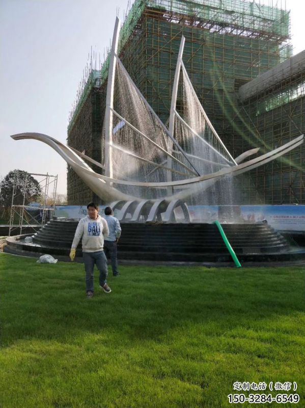 深圳帆船噴泉雕塑，水景水秀組合，旱地帆船噴泉雕塑廠家