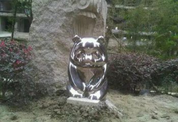 蘭州熊貓雕塑服務商，動物美陳雕塑，不銹鋼熊貓雕塑廠家