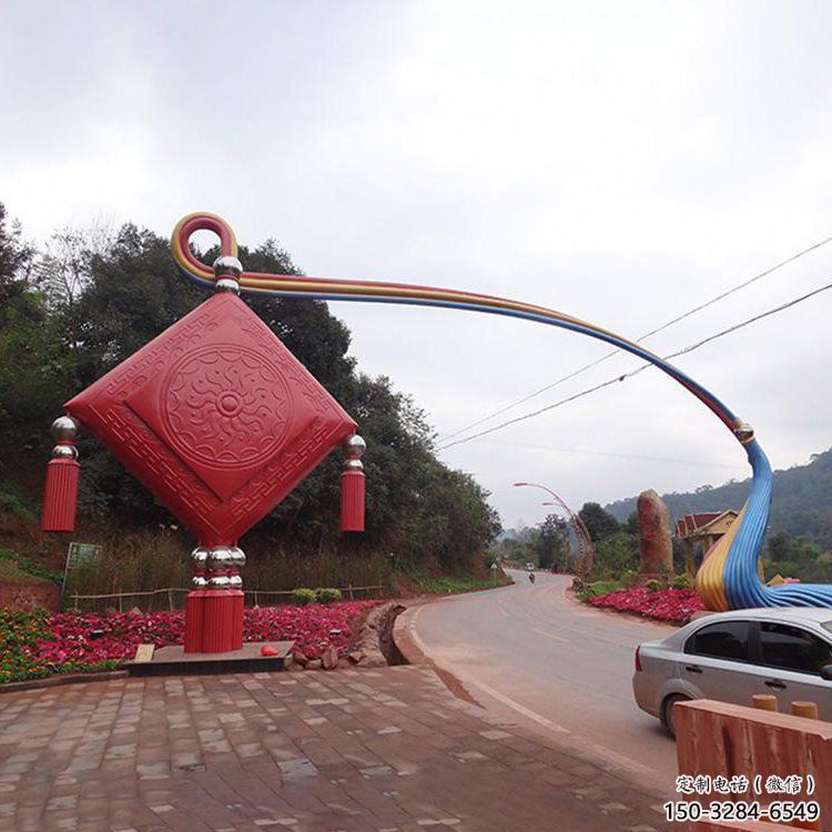 秦皇島街道中國結(jié)雕塑