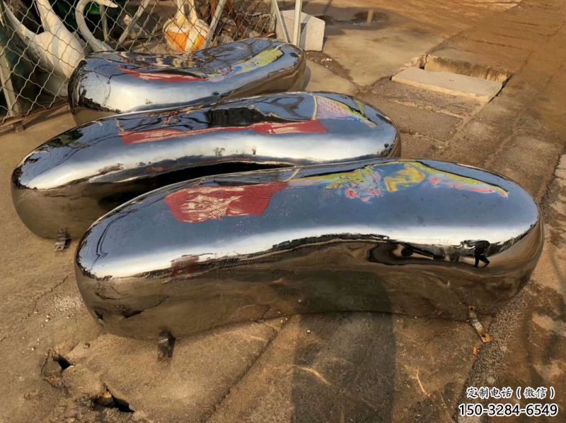 靈武坐凳雕塑，小區(qū)園林雕塑，不銹鋼鏡面效果