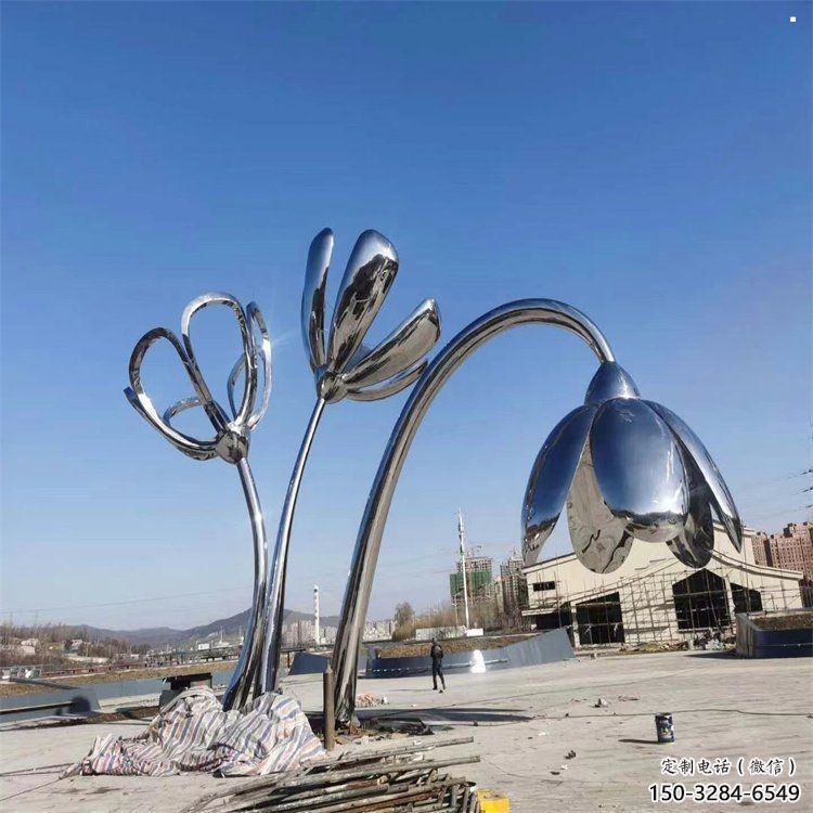 煙臺(tái)百合花雕塑承接，城市裝飾，大型不銹鋼百合花雕塑公司