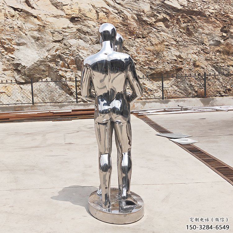 思茅廣場(chǎng)情侶雕塑