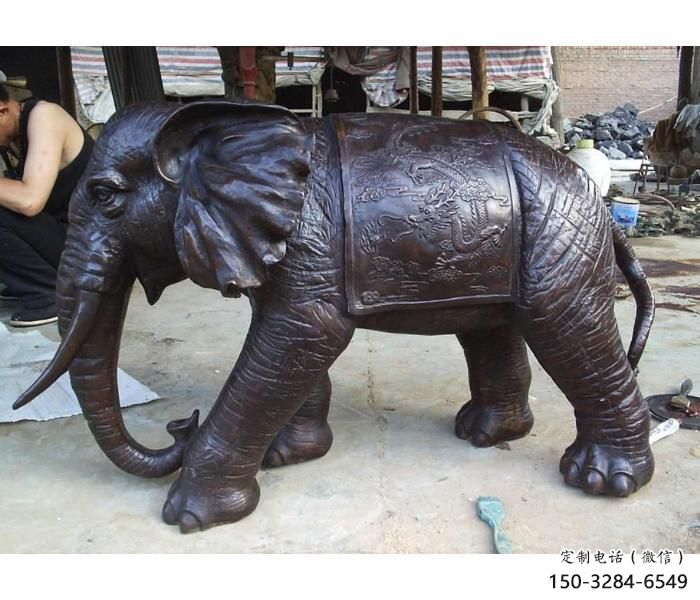沙坪壩庭院大象雕塑定做，廣場雕塑，室外銅大象雕塑提供
